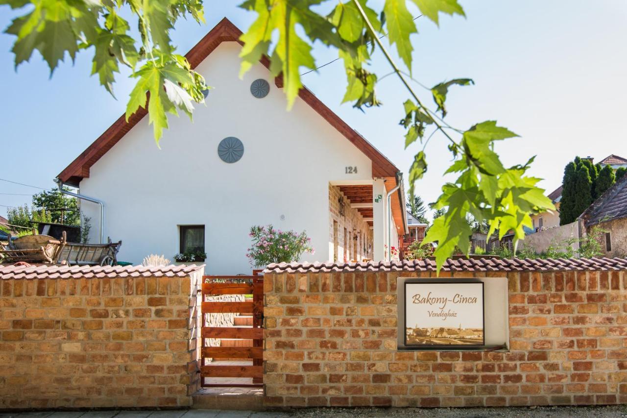 Bakony-Cinca Vendégház Szentgál Extérieur photo