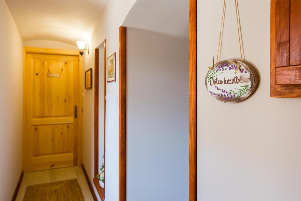 Bakony-Cinca Vendégház Szentgál Extérieur photo